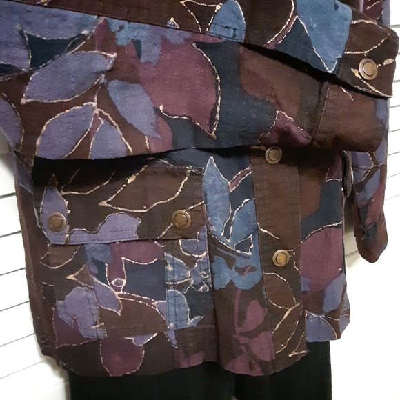 Beautiful Floral with Purples & Blues Coldwater Creek Stretchy Jacket - Picture 5 of 8